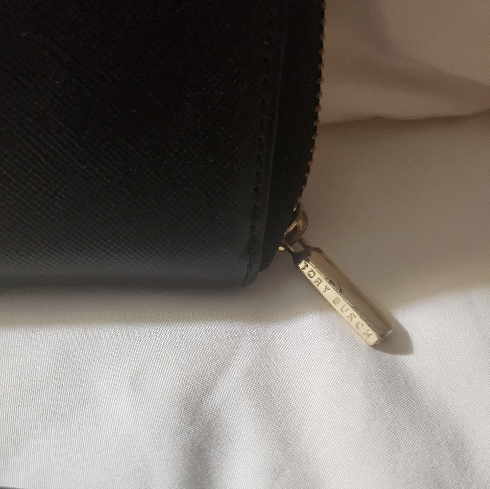 Tory Burch - Picture 2 of 3